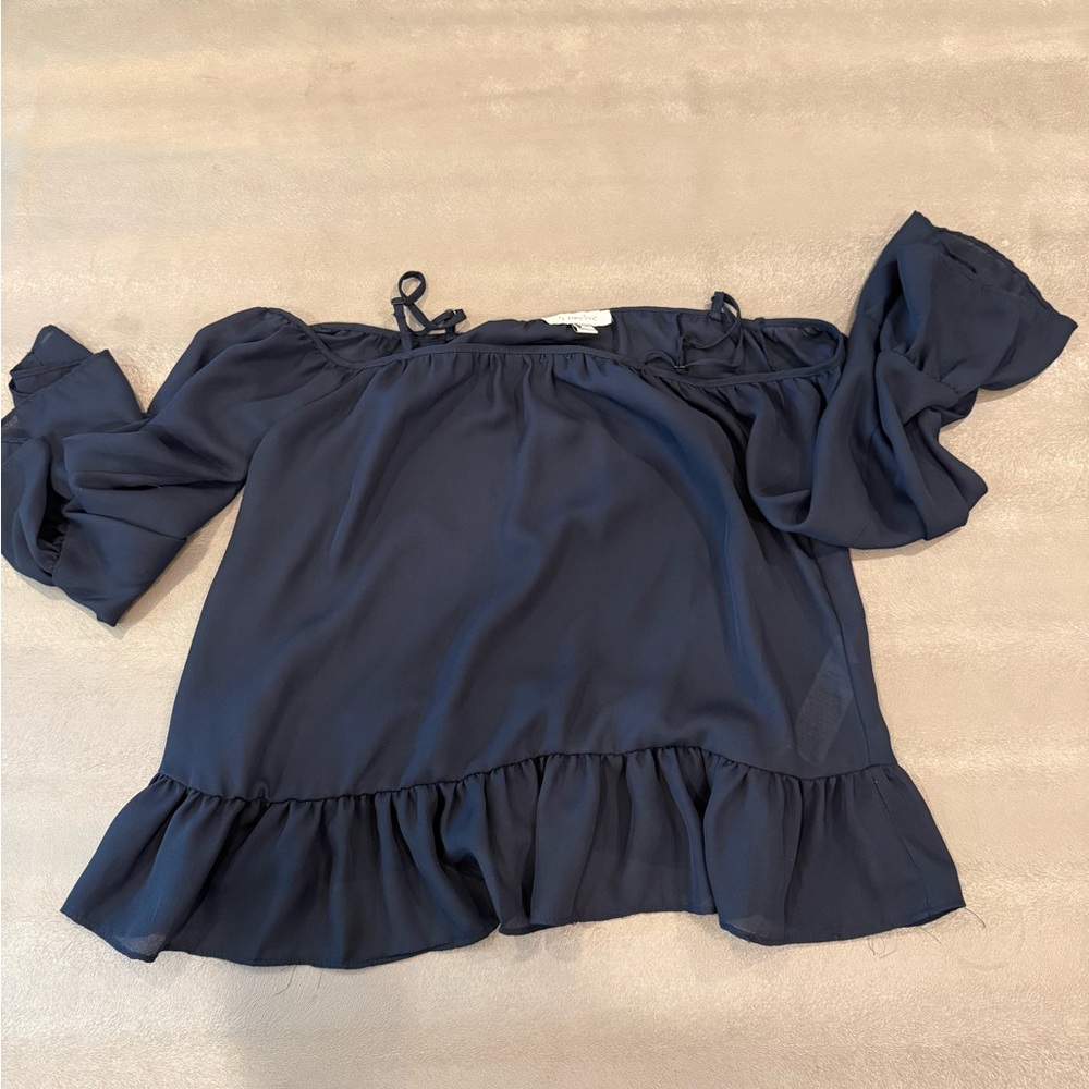 5 Twelve Elegant Navy Women's Top. Size s